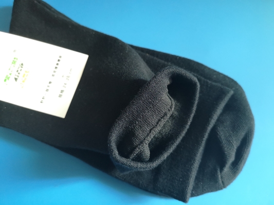 Les vêtements de protection d'ESD de matériel de coton, déchargent d'anti chaussettes statiques à la mode