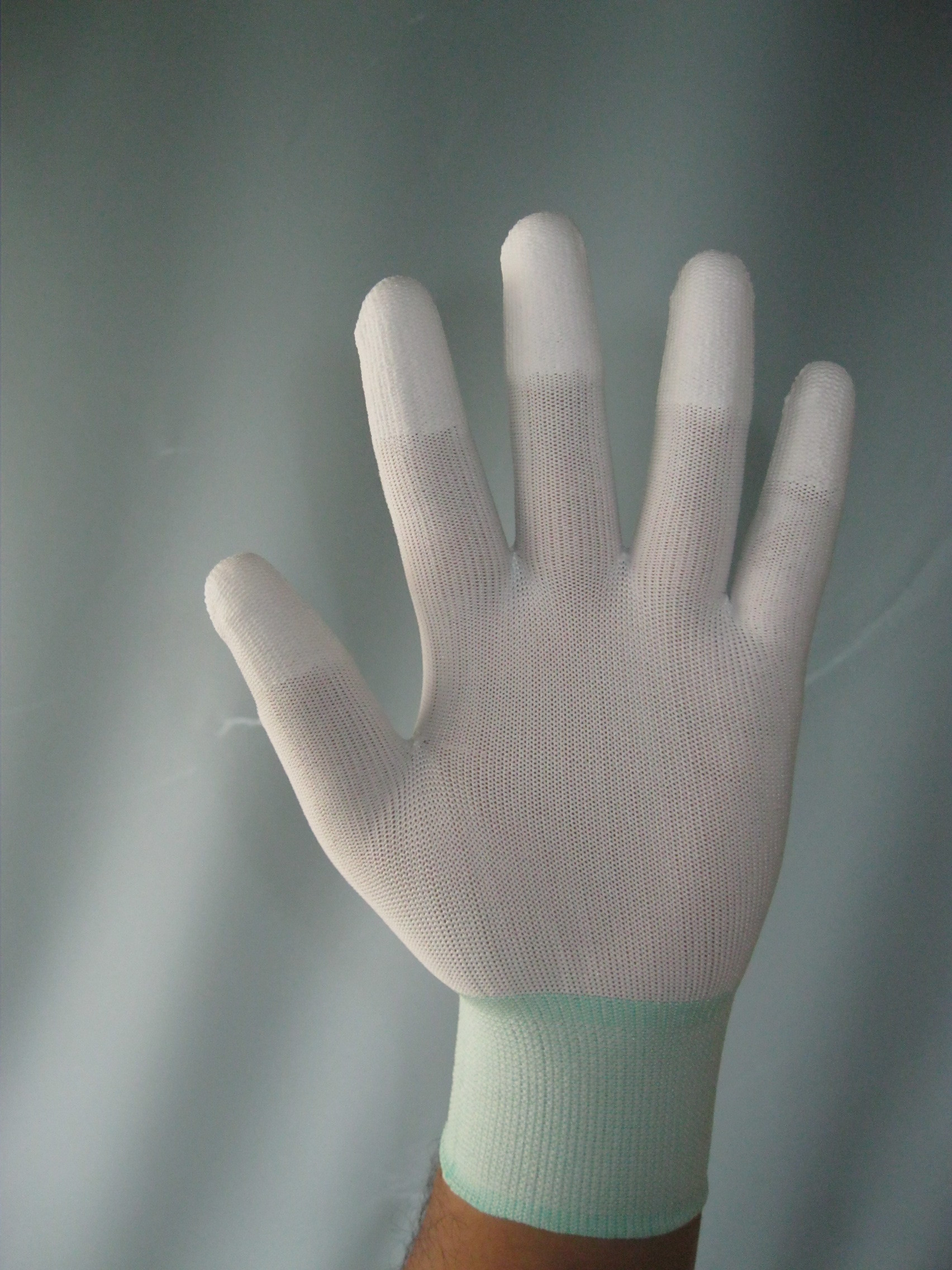 10e9 Ohm Nylon Palm Finger Coated Anti Static ESD Hand Gloves