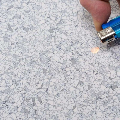 Carreaux de vinyle conducteurs Plancher en PVC antistatique Carreaux de sol en vinyle conducteur