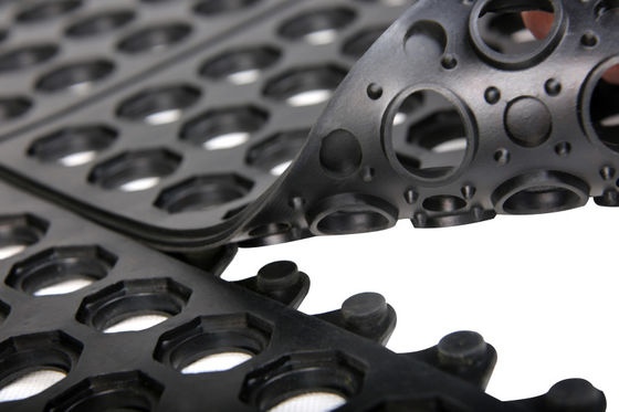 Matraques anti-fatigue avec trous