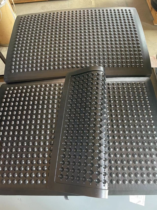 Mat anti-épuisement antistatique noir de 13 mm d'épaisseur pour atelier